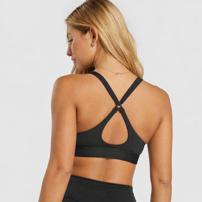 Top Deportivo con Diseño Cut-Out Negro
