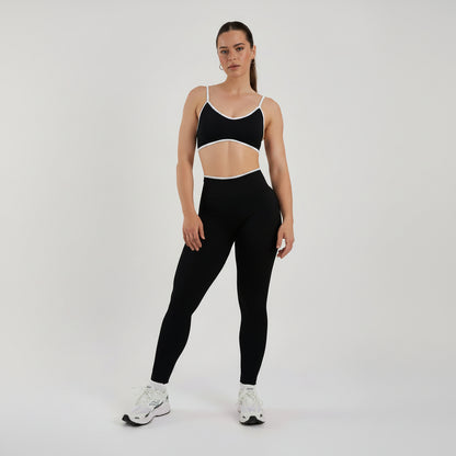 Top Deportivo Sculpt con Tirantes Negro